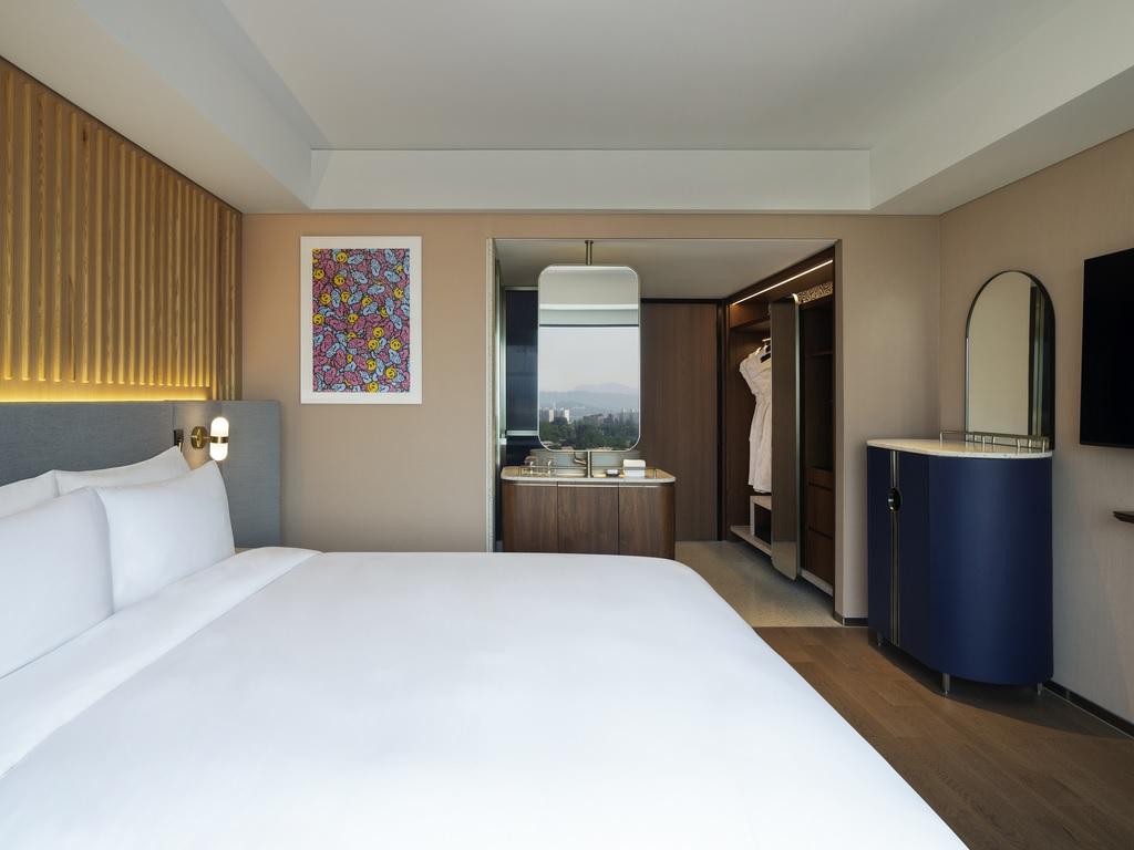 Hotel Capital