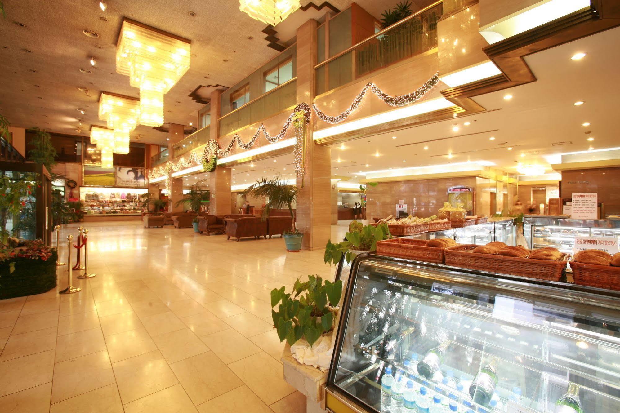 Hotel Capital 4*